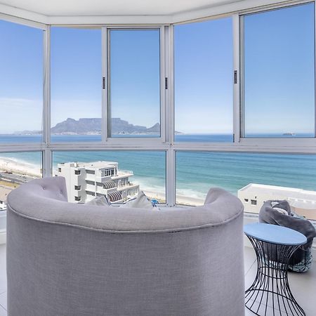Oceanview Holiday Accommodation Bloubergstrand Bagian luar foto