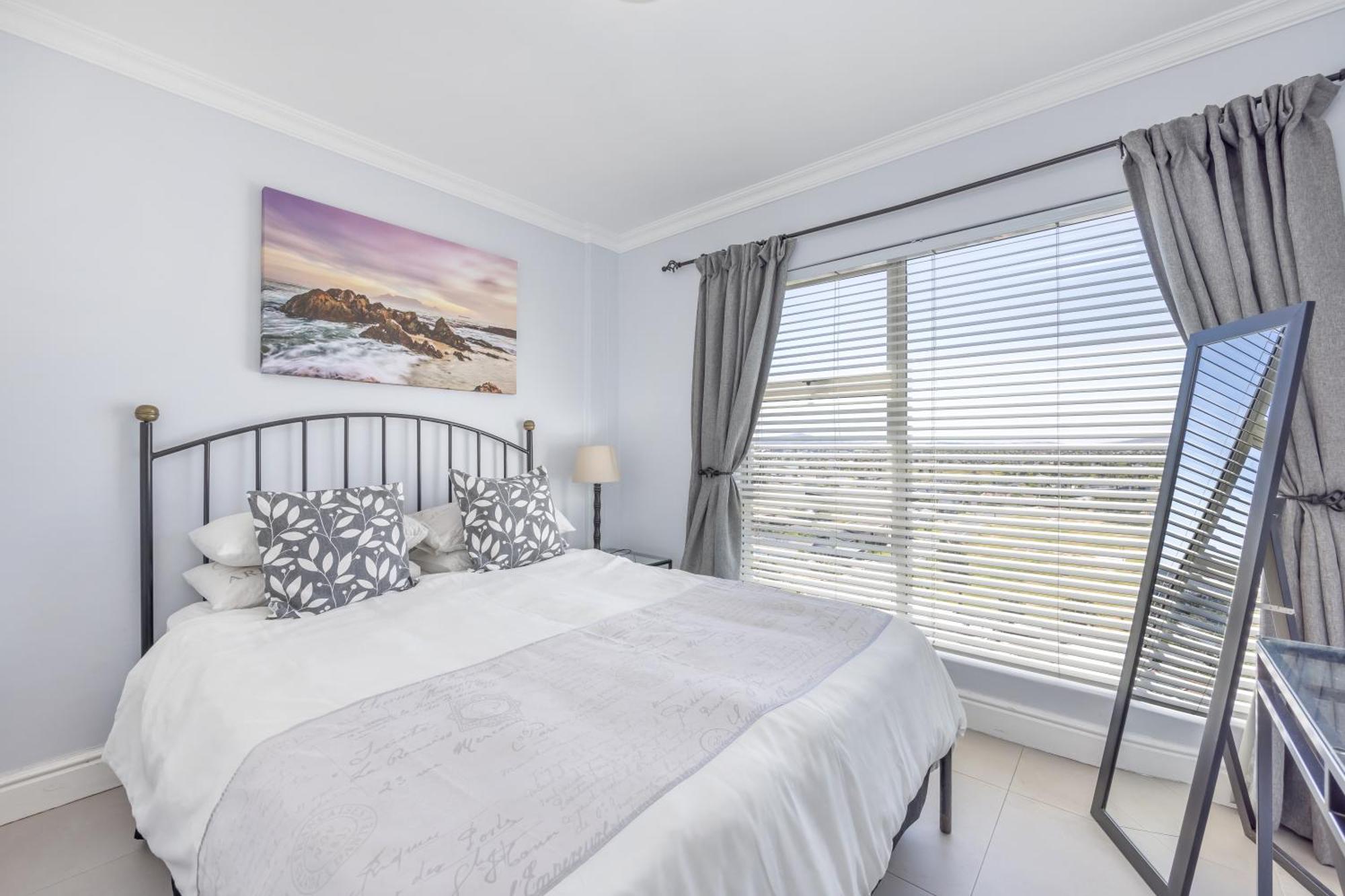 Oceanview Holiday Accommodation Bloubergstrand Bagian luar foto