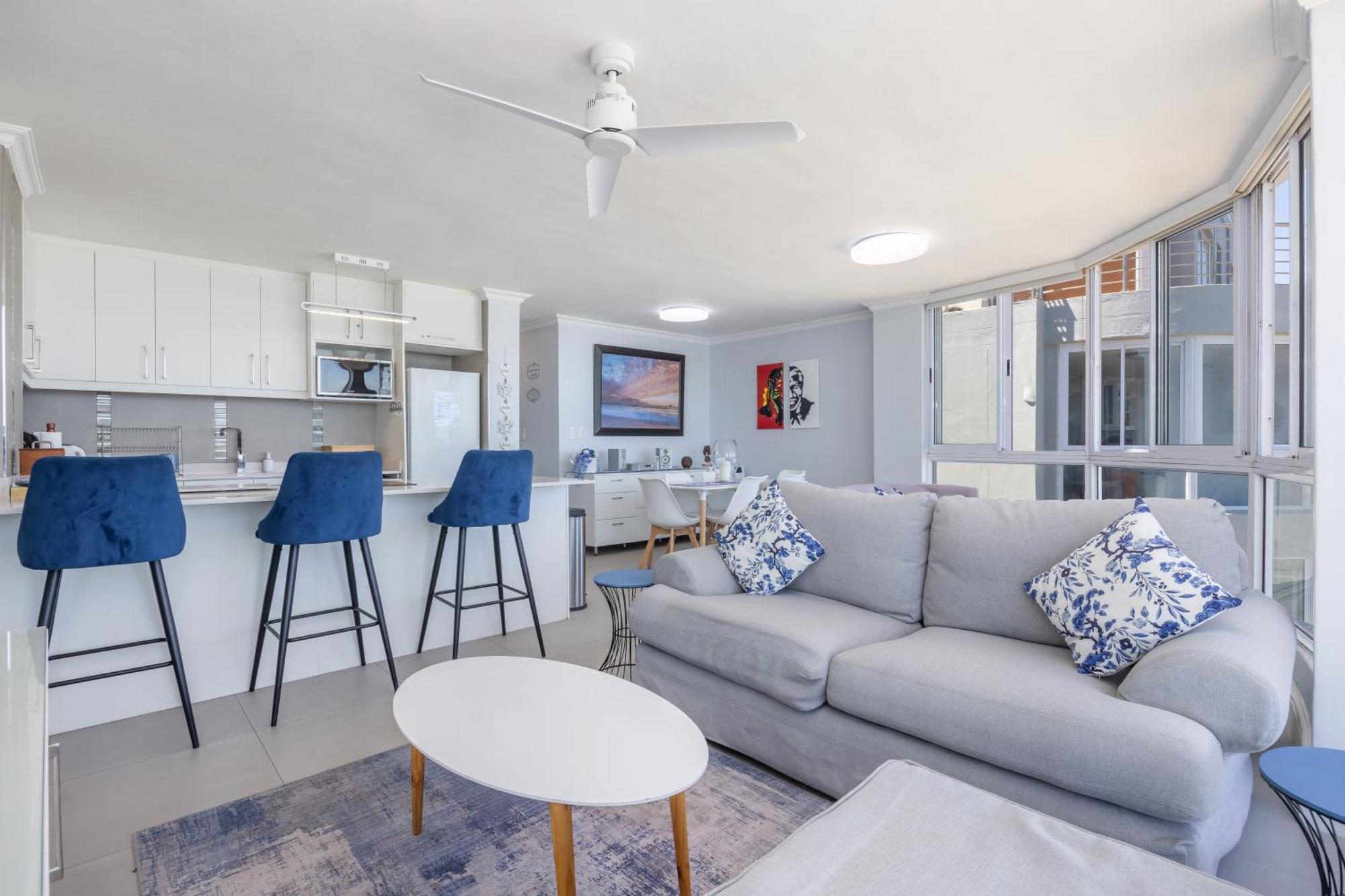 Oceanview Holiday Accommodation Bloubergstrand Bagian luar foto
